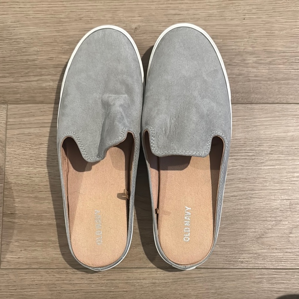 Gray Old Navy Slip-On Sneakers